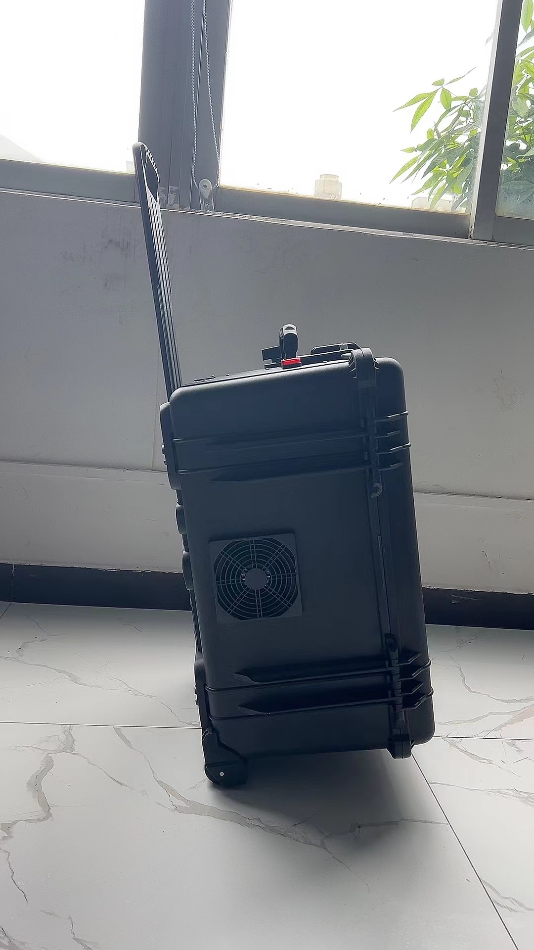 农安手拉箱型移动通信干扰器